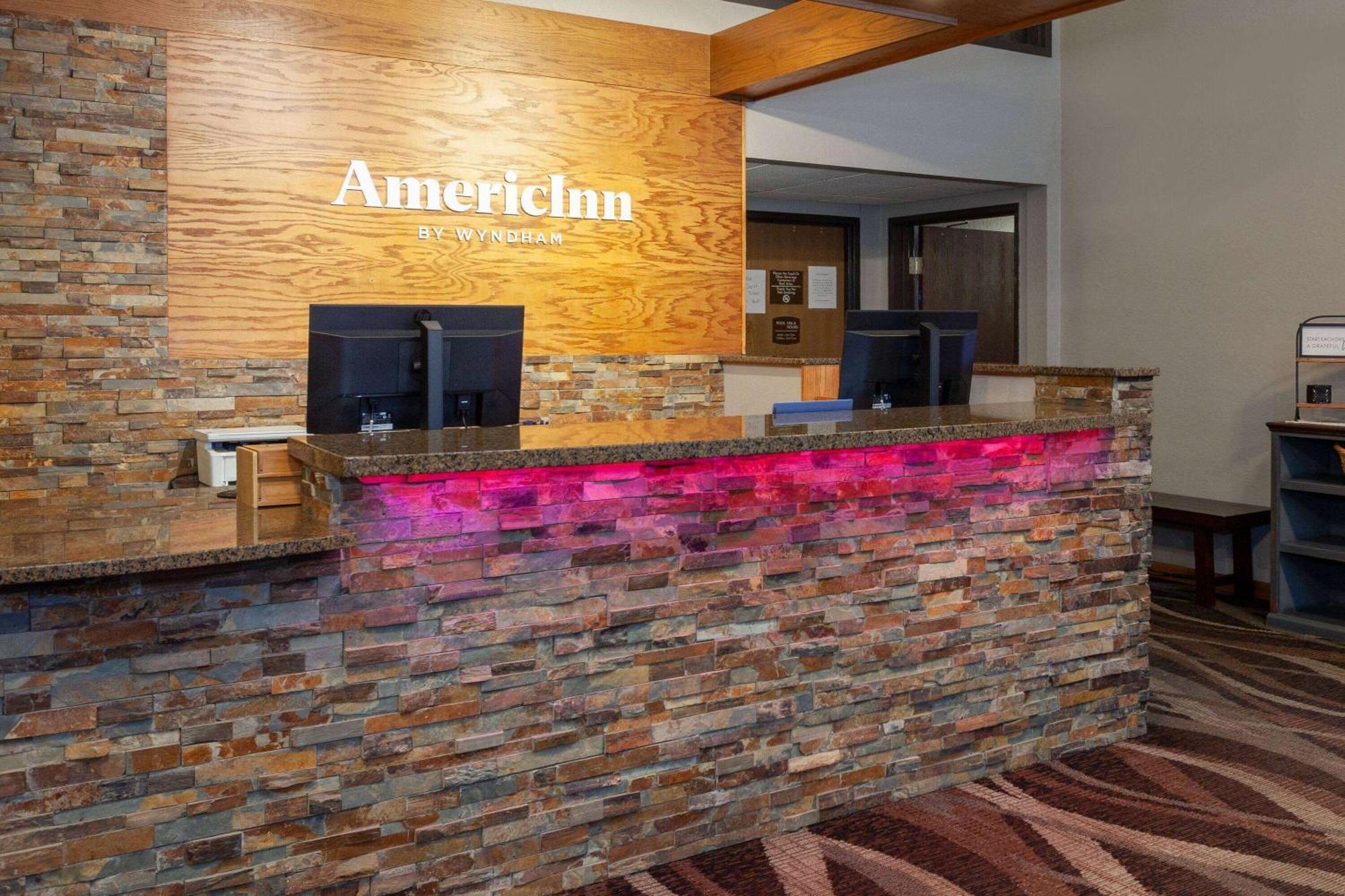 Americinn By Wyndham New Richmond Exteriör bild